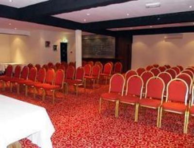 фото отеля Days Hotel Gatwick Horley
