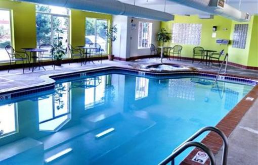 фото отеля Best Western Gateway Inn and Suites Aurora