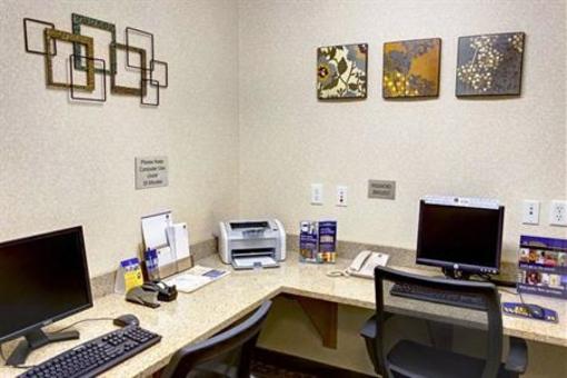 фото отеля Best Western Gateway Inn and Suites Aurora