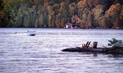 фото отеля Delta Sherwood Inn Port Carling