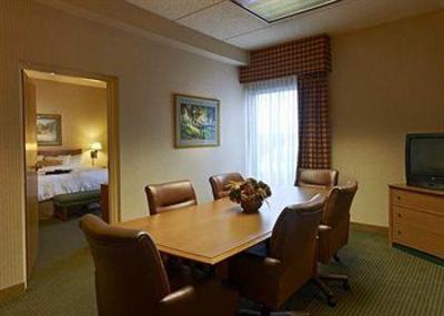 фото отеля Hampton Inn Middletown (New York)