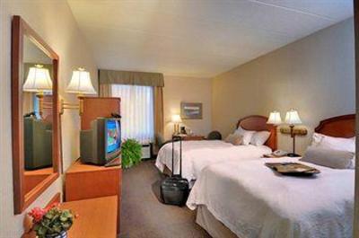 фото отеля Hampton Inn Middletown (New York)