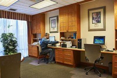 фото отеля Hampton Inn Middletown (New York)
