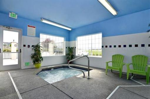 фото отеля BEST WESTERN Peppertree Liberty Lake Inn