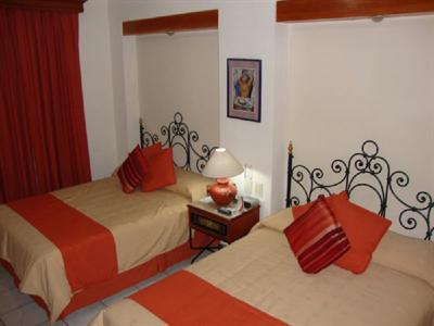 фото отеля Best Western Hotel Ceballos Colima