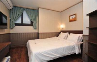 фото отеля City Days Inn