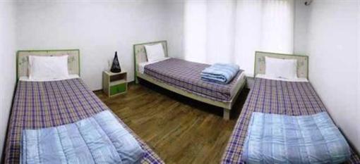фото отеля Family & Friends House