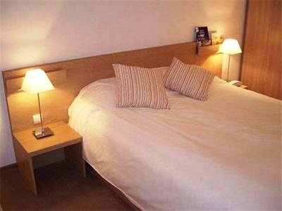 фото отеля Quality Suites Victoria Garden Clapiers Montpellier