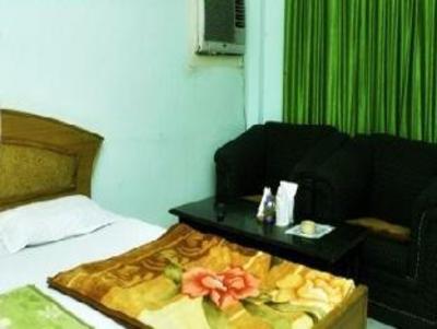фото отеля Hotel Neelkanth Lucknow