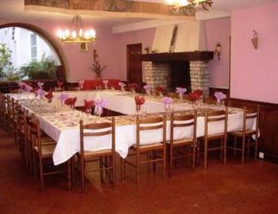 фото отеля Hostellerie Du Parc Montredon-Labessonnie