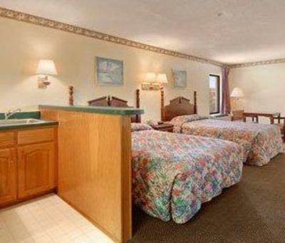 фото отеля Days Inn Raeford
