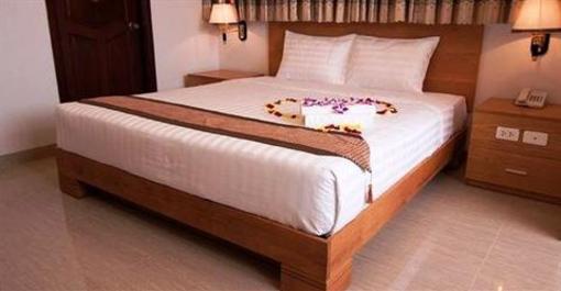 фото отеля New Pearl Hotel