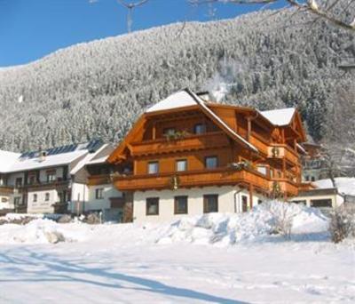 фото отеля Haus Binter Bed and Breakfast Weissensee