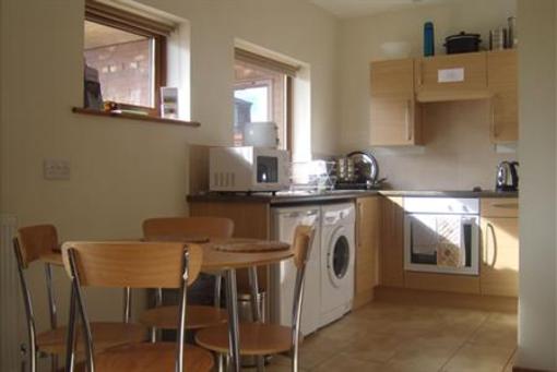 фото отеля Cedar Park Cottages Grimsby
