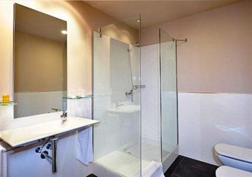 фото отеля Hostal Del Priorat Tarragona
