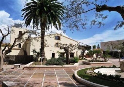 фото отеля Hostal Del Priorat Tarragona