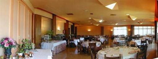 фото отеля Rey Sancho Ramirez Hotel Barbastro