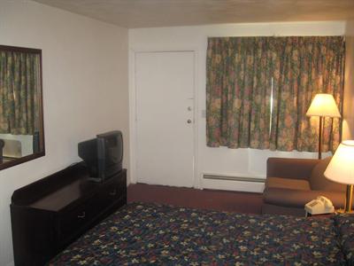фото отеля Red Carpet Inn Grand Island