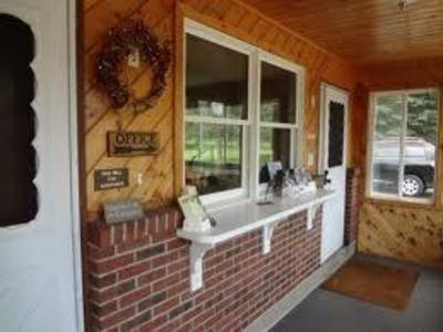 фото отеля Sullivan Trail Motel