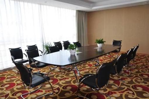фото отеля New Cozy Harbour Hotel