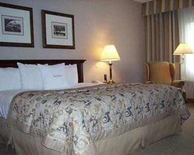 фото отеля Doubletree Hotel Itasca Wood Dale