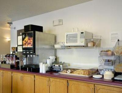фото отеля Super 8 Motel - St. Cloud