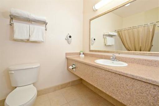 фото отеля Best Western Inn & Suites WaKeeney