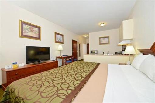 фото отеля Best Western Inn & Suites WaKeeney