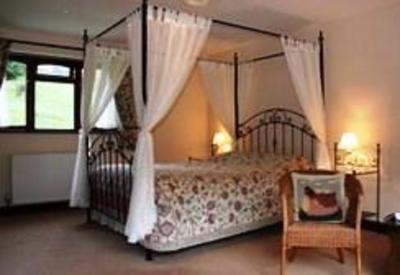 фото отеля Lower Thornton Farm B&B Exeter