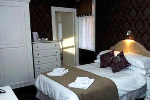фото отеля The Newquay Lodge Whitley Bay