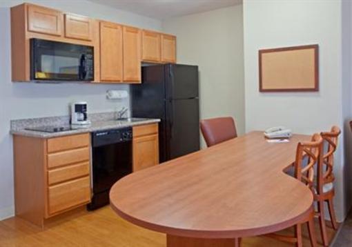 фото отеля Candlewood Suites Nederland