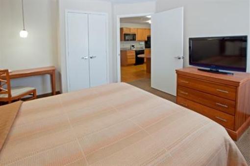 фото отеля Candlewood Suites Nederland