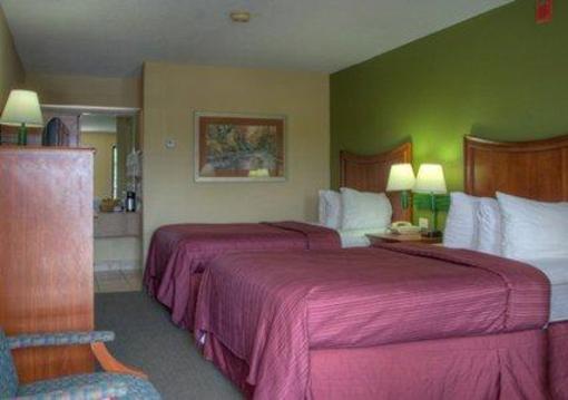 фото отеля Quality Inn Merchants Drive