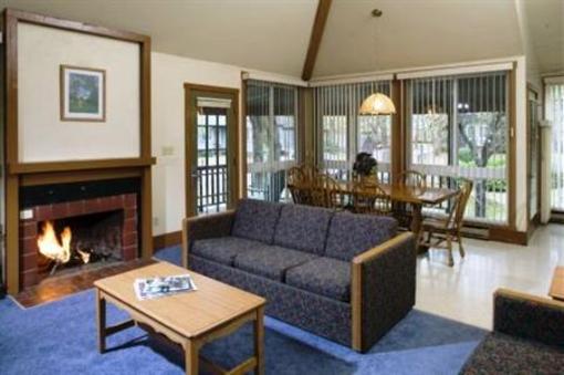 фото отеля Shawnee Village Resort