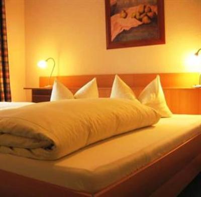 фото отеля Hotel & Resort Funfjahreszeiten