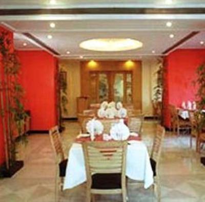 фото отеля Hotel Naeeka
