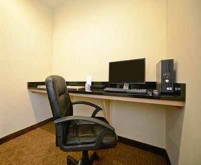 фото отеля Sleep Inn & Suites Topeka