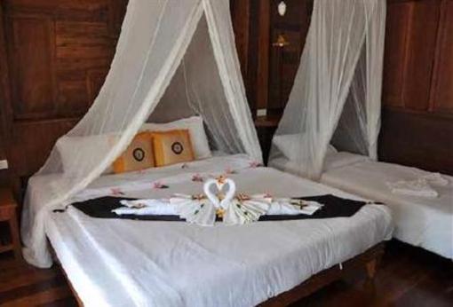 фото отеля Thanya Resort
