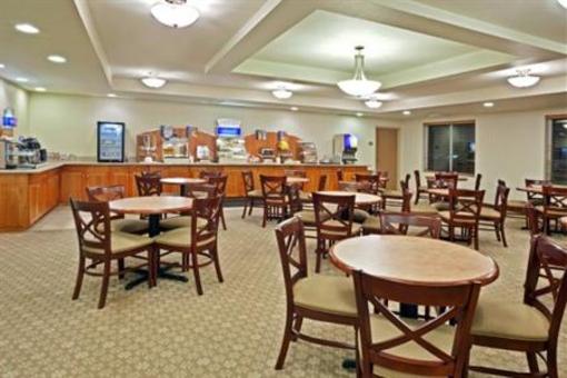 фото отеля Holiday Inn Express Hotel & Suites Lacey
