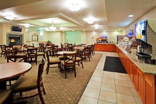 фото отеля Holiday Inn Express Hotel & Suites Lacey