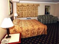 Metro Plaza Hotel