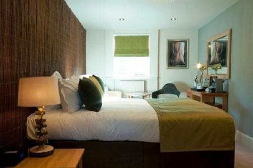 фото отеля The Lazy Cow Hotel Warwick