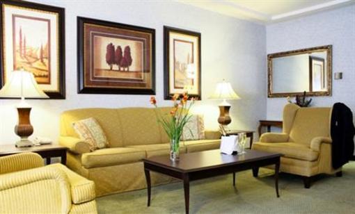 фото отеля University Square Hotel
