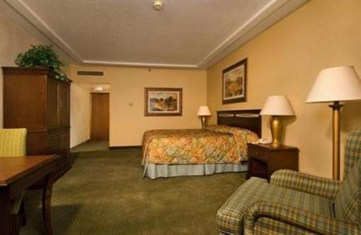 фото отеля University Square Hotel