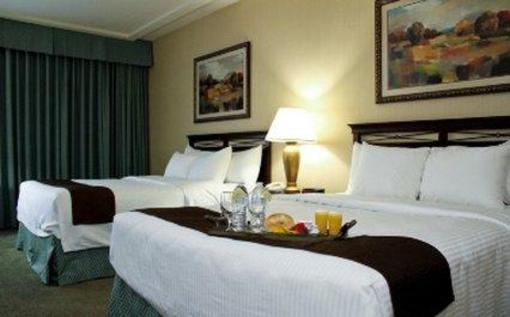 фото отеля University Square Hotel