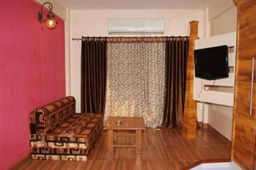 фото отеля Hotel Kumar Plaza
