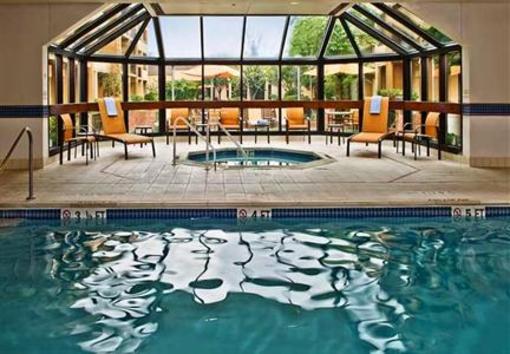 фото отеля Courtyard Hanover Whippany