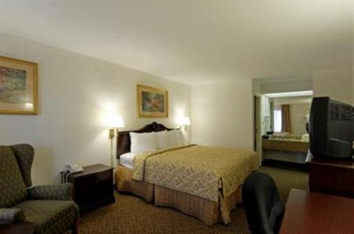фото отеля BEST WESTERN Pinehurst Inn