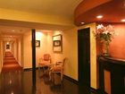 фото отеля Wilshire Crest Hotel