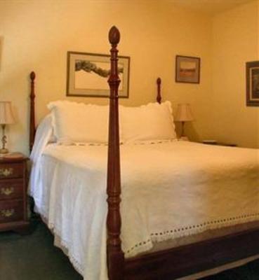 фото отеля A Yellow Rose Bed & Breakfast